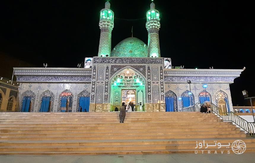 صحن امام‌زاده